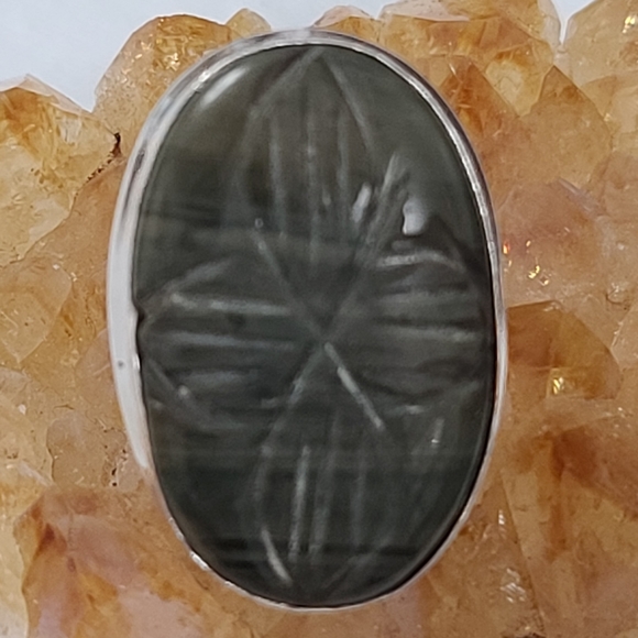 *Vintage Engraved Labradorite Silver Ring - Picture 1 of 5